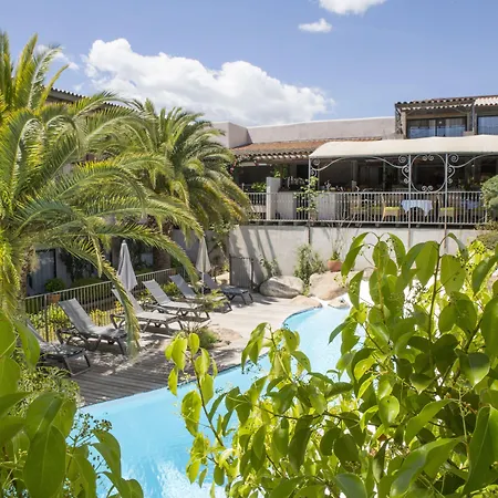 Le Roi Theodore & Hotel