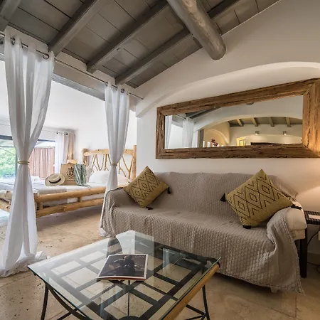 Le Roi Théodore&spa Porto-Vecchio (Corsica)