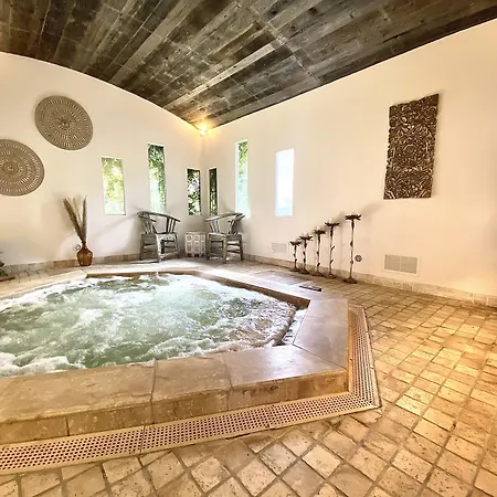 Hotel Le Roi Théodore&spa 4*