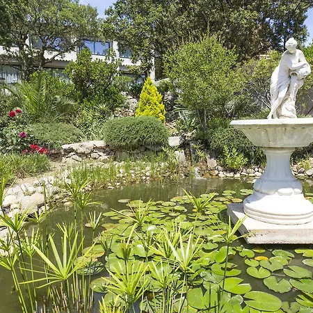 Hotel Le Roi Theodore &