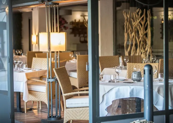 Le Roi Theodore & Porto-Vecchio (Corsica)