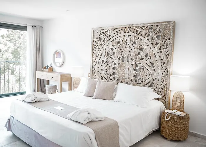 Le Roi Theodore & 4*