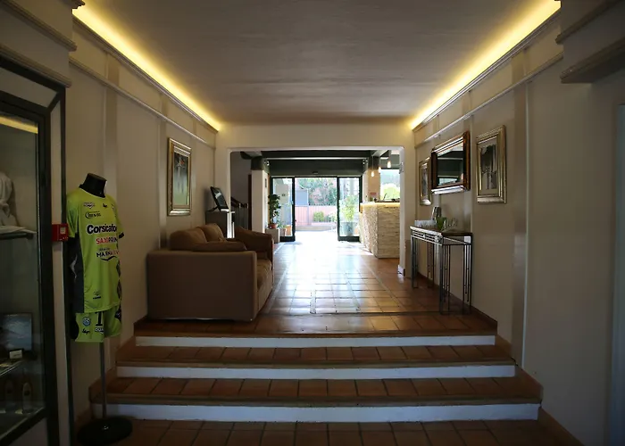 Hotel Le Roi Theodore &