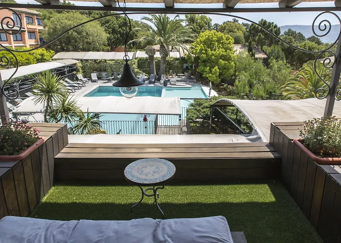 Le Roi Theodore & Porto-Vecchio (Corsica)